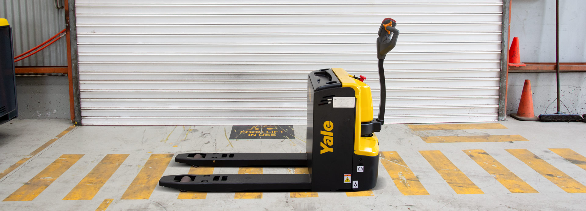 Yale MP20KUX Pedestrian Pallet Truck