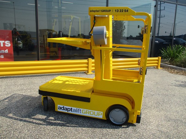 Dingli Order Picker Lift Product Shot5 Dingli Order Picker Lift Product Shot5
